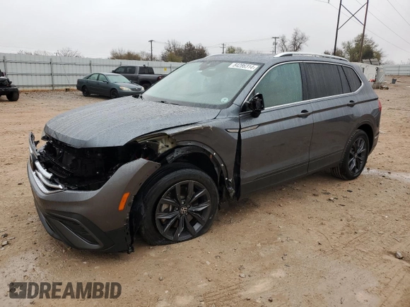 2022 Volkswagen Tiguan SE with VIN 3VV3B7AXXNM037090, listed as a Copart auction lot 84286314 with 54,432 mi miles and Salvage Title. Bid and sale history available at DreamBid. Image 1.