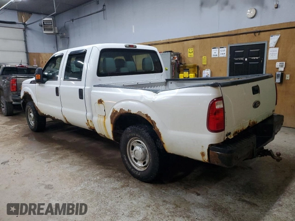 2011 Ford F-250 XL z VIN 1FT7W2B63BEC08342, wystawiony jako Copart lot #53965655 z przebiegiem 207 765 mil mil oraz Czysty tytuł • Clean title. Historia ofert i sprzedaży dostępna na DreamBid. Obrazek 2.
