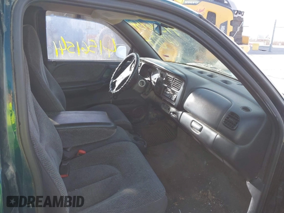 1997 Dodge Dakota with VIN 1B7GL23X8VS124300, listed as a IAAI auction lot 41561541 with 170,248 mi miles. Bid and sale history available at carsss.com. Image 5.