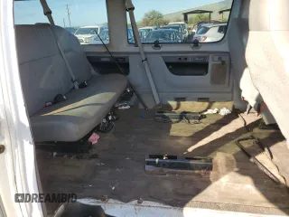 2012 Ford Econoline Passenger XL z VIN 1FBSS3BL8CDA42283, wystawiony jako Copart lot #45520535 z przebiegiem 114 707 mil mil oraz Szkody całkowita. Historia ofert i sprzedaży dostępna na DreamBid. Obrazek 11.