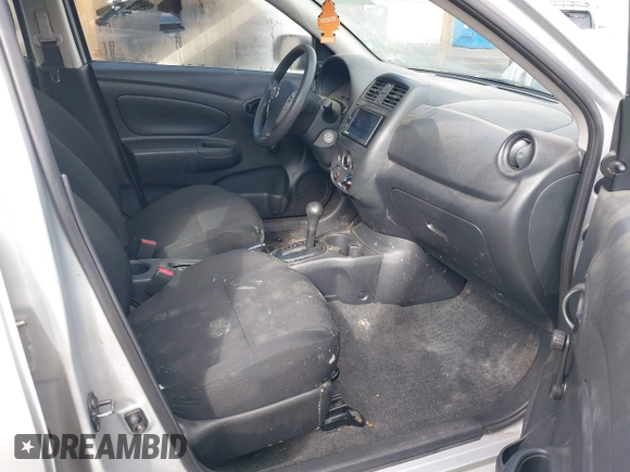 2015 Nissan Versa SV with VIN 3N1CN7AP9FL952593, listed as a IAAI auction lot 41940068 with 149,201 mi miles. Bid and sale history available at carsss.com. Image 5.