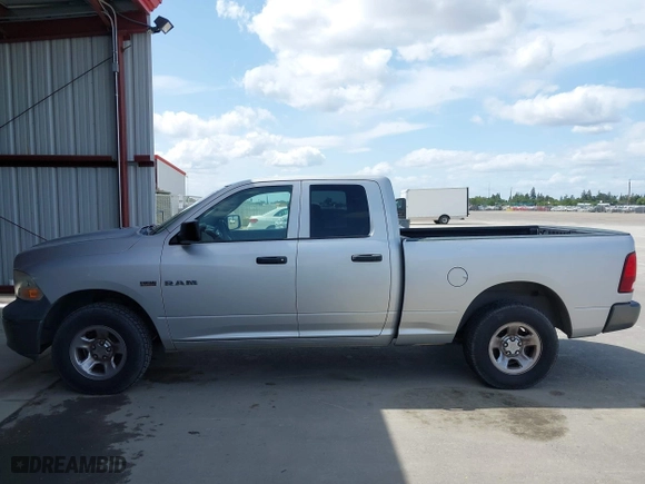 2009 Dodge Ram 1500 SLT with VIN 1D3HV18T79S709655, listed as a IAAI auction lot 41912247 with 206,384 mi miles. Bid and sale history available at carsss.com. Image 15.
