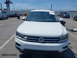 2019 Volkswagen Tiguan S with VIN 3VV1B7AX1KM101407, listed as a IAAI auction lot 42032761 with 51,868 mi miles. Bid and sale history available at carsss.com. Image 12.