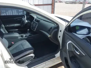 2017 Nissan Altima SR z VIN 1N4AL3AP4HN349577, wystawiony jako IAAI lot #41651995 z przebiegiem 119 180 mil mil oraz . Historia ofert i sprzedaży dostępna na DreamBid. Obrazek 5.