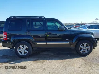 2012 Jeep Liberty Sport z VIN 1C4PJLAK6CW188649, wystawiony jako IAAI lot #41042923 z przebiegiem 174 598 mil mil oraz . Historia ofert i sprzedaży dostępna na DreamBid. Obrazek 13.