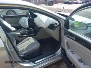 2019 Hyundai Sonata SEL with VIN 5NPE34AF8KH732521, listed as a IAAI auction lot 42016541 with 62,022 mi miles and . Bid and sale history available at DreamBid. Image 5.