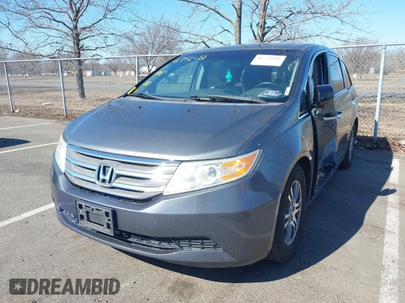 2011 Honda Odyssey EX-L with VIN 5FNRL5H60BB103430, listed as a IAAI auction lot 41752581 with 108,422 mi miles and . Bid and sale history available at carsss.com. Image 17.