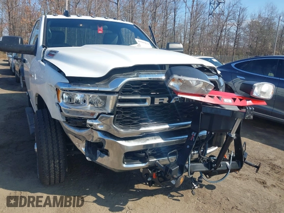 2022 Ram 2500 Tradesman with VIN 3C6MR5AJ0NG417897, listed as a IAAI auction lot 41543235 with 4,820 mi miles. Bid and sale history available at carsss.com. Image 6.
