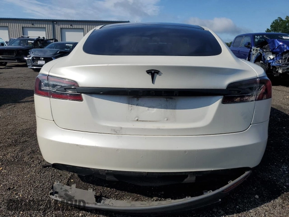 2013 Tesla Model S с VIN 5YJSA1CG2DFP25370, выставлен на аукционе Copart как лот 64003825 с пробегом 85 656 миль миль и Списание • Salvage title. История ставок и продаж доступна на DreamBid. Изображение 6.