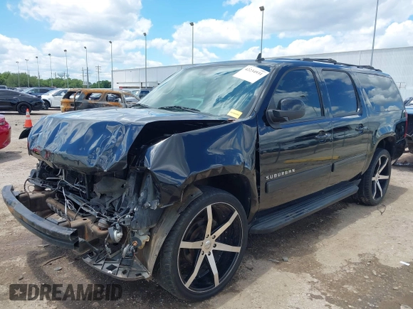 2013 Chevrolet Suburban LT с VIN 1GNSCJE04DR146389, выставлен на аукционе IAAI как лот 42234931 с пробегом 77 555 миль миль и . История ставок и продаж доступна на DreamBid. Изображение 2.