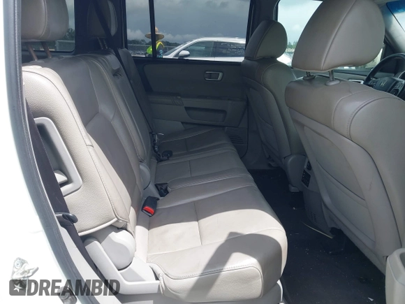 2012 Honda Pilot Touring with VIN 5FNYF3H9XCB035494, listed as a IAAI auction lot 42011362 with 271,887 mi miles and . Bid and sale history available at carsss.com. Image 8.