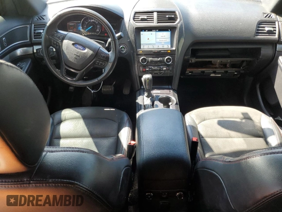 2018 Ford Explorer XLT with VIN 1FM5K8DHXJGC40157, listed as a Copart auction lot 51844945 with 137,476 mi miles and Salvage title. Bid and sale history available at DreamBid. Image 8.