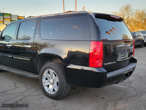2007 GMC Yukon XL SLE with VIN 1GKFC16J77R386952, listed as a Copart auction lot 48979265 with 184,805 mi miles and Clean Title. Bid and sale history available at carsss.com. Image 3.