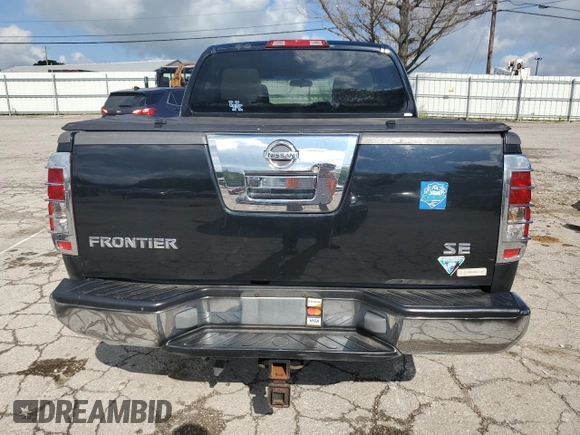2005 Nissan Frontier LE z VIN 1N6AD07U35C403023, wystawiony jako Copart lot #56996124 z przebiegiem 275 549 mil mil oraz Nie do naprawy • Non repairable. Historia ofert i sprzedaży dostępna na DreamBid. Obrazek 6.