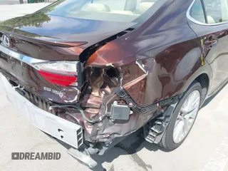 2016 Lexus ES 330 z VIN JTHBK1GG4G2215096, wystawiony jako IAAI lot #42369079 z przebiegiem 84 032 mil mil oraz . Historia ofert i sprzedaży dostępna na DreamBid. Obrazek 6.