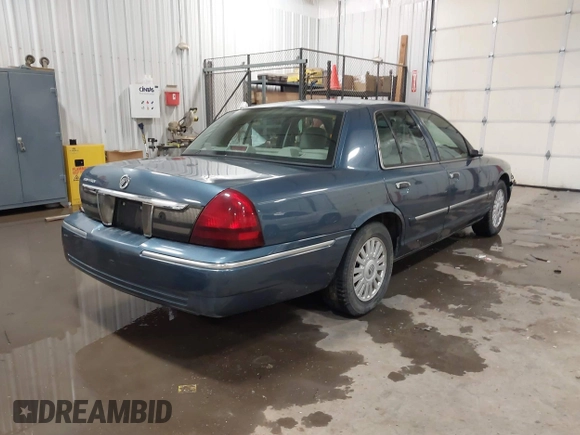 2008 Mercury Grand Marquis LS with VIN 2MEFM75V88X631067, listed as a IAAI auction lot 41290274 with 206,145 mi miles and . Bid and sale history available at DreamBid. Image 4.