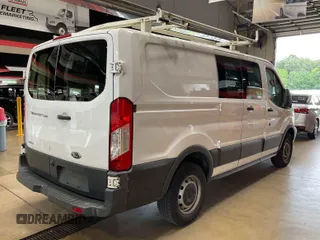 2018 Ford Transit с VIN 1FTYR1ZG4JKA34091, выставлен на аукционе IAAI как лот 42650298 с пробегом 177 181 миль миль и . История ставок и продаж доступна на DreamBid. Изображение 30.