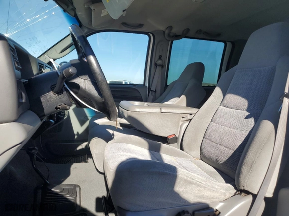 2003 Ford Super Duty F-250 XL with VIN 1FTNW21S93ED16066, listed as a Copart auction lot 73352924 with 250,741 mi miles and Salvage Title. Bid and sale history available at carsss.com. Image 7.