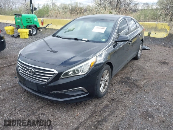 2015 Hyundai Sonata SE with VIN 5NPE24AF6FH251787, listed as a IAAI auction lot 42052990 with 139,466 mi miles and . Bid and sale history available at DreamBid. Image 2.
