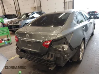 2017 Nissan Altima SL with VIN 1N4BL3AP3HC205955, listed as a IAAI auction lot 41784506 with 85,333 mi miles and . Bid and sale history available at DreamBid. Image 17.