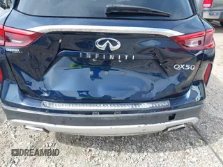 2019 Infiniti QX50 Essential with VIN 3PCAJ5M12KF118394, listed as a IAAI auction lot 42210552 with 98,068 mi miles and . Bid and sale history available at DreamBid. Image 6.