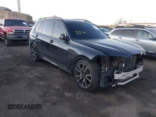2019 BMW X7 xDrive50i with VIN 5UXCX4C51KLB39662, listed as a IAAI auction lot 41456257 with 95,740 mi miles. Bid and sale history available at carsss.com. Image 1.