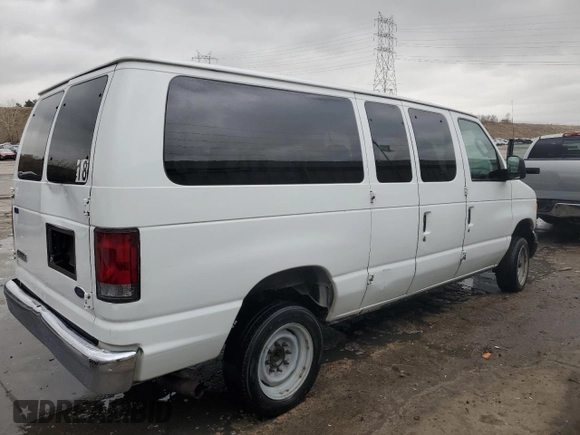 2006 Ford Econoline Passenger XL with VIN 1FBNE31L26DA19530, listed as a Copart auction lot 52019385 with 178,722 mi miles and Salvage Title. Bid and sale history available at carsss.com. Image 3.