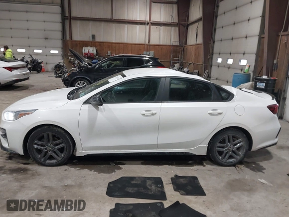 2021 Kia Forte GT-Line with VIN 3KPF34AD1ME280759, listed as a IAAI auction lot 41631235 with 60,236 mi miles and . Bid and sale history available at carsss.com. Image 14.