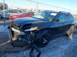 2018 Jeep Cherokee Latitude with VIN 1C4PJMCX0JD554158, listed as a IAAI auction lot 41385917 with 98,823 mi miles and . Bid and sale history available at DreamBid. Image 2.