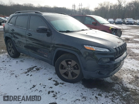 2016 Jeep Cherokee Latitude with VIN 1C4PJMCS1GW326557, listed as a IAAI auction lot 41474801 with 207,805 mi miles. Bid and sale history available at carsss.com. Image 1.