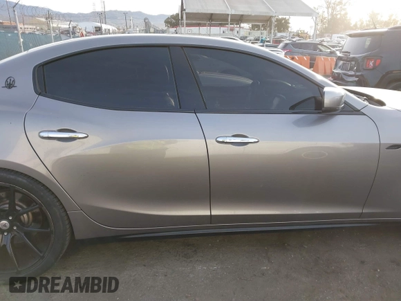 2015 Maserati Ghibli S Q4 z VIN ZAM57RTA8F1144095, wystawiony jako IAAI lot #41392848 z przebiegiem 52 237 mil mil oraz . Historia ofert i sprzedaży dostępna na DreamBid. Obrazek 14.