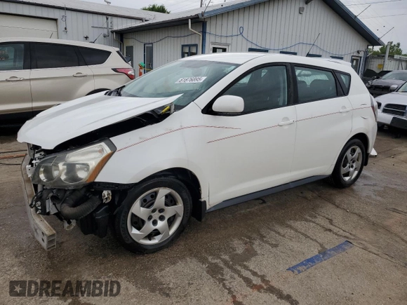 2010 Pontiac Vibe 1SA with VIN 5Y2SP6E8XAZ412803, listed as a Copart auction lot 61876895 with 105,582 mi miles and Salvage title. Bid and sale history available at DreamBid. Image 1.