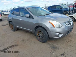 2011 Nissan Rogue SV with VIN JN8AS5MT1BW565474, listed as a IAAI auction lot 41948942 with 145,089 mi miles. Bid and sale history available at carsss.com. Image 1.