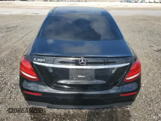 2019 Mercedes-Benz E-Class E 300 with VIN WDDZF4JB3KA587195, listed as a Copart auction lot 50688185 with 58,261 mi miles and Salvage Title. Bid and sale history available at carsss.com. Image 6.