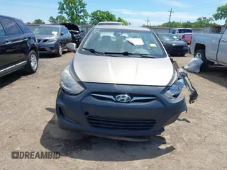 2012 Hyundai Accent GLS z VIN KMHCT4AE1CU186212, wystawiony jako IAAI lot #42247043 z przebiegiem 140 287 mil mil oraz . Historia ofert i sprzedaży dostępna na DreamBid. Obrazek 12.