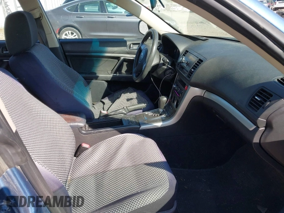 2008 Subaru Outback i z VIN 4S4BP61C187319213, wystawiony jako IAAI lot #42530954 z przebiegiem 188 011 mil mil oraz . Historia ofert i sprzedaży dostępna na DreamBid. Obrazek 5.