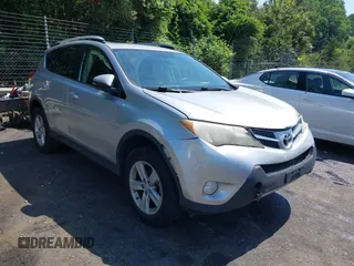 2013 Toyota RAV4 XLE с VIN JTMRFREV9DD022222, выставлен на аукционе IAAI как лот 42530180 с пробегом 218 930 миль миль и . История ставок и продаж доступна на DreamBid. Изображение 1.