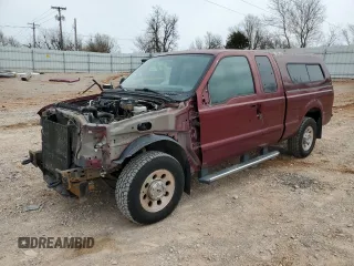 2005 Ford Super Duty F-250 XL with VIN 1FTNX20545EB37395, listed as a Copart auction lot 47105785 with 138,364 mi miles and Salvage Title. Bid and sale history available at carsss.com. Image 1.