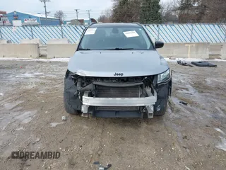 2021 Jeep Compass Latitude with VIN 3C4NJCBB2MT526500, listed as a IAAI auction lot 41642304 with 51,315 mi miles and . Bid and sale history available at carsss.com. Image 13.