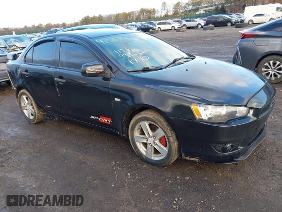 2008 Mitsubishi Lancer DE z VIN JA3AU26U58U004840, wystawiony jako IAAI lot #41515756 z przebiegiem 117 996 mil mil oraz . Historia ofert i sprzedaży dostępna na DreamBid. Obrazek 1.
