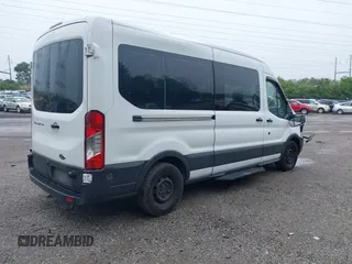 2017 Ford Transit Passenger XL с VIN 1FBZX2CM8HKA04024, выставлен на аукционе IAAI как лот 42264367 с пробегом 142 100 миль миль и . История ставок и продаж доступна на DreamBid. Изображение 4.