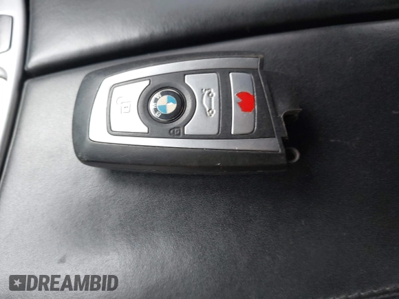 2013 BMW 7 Series 750Li xDrive with VIN WBAYF8C59DD141068, listed as a IAAI auction lot 41868043 with 92,727 mi miles. Bid and sale history available at carsss.com. Image 11.