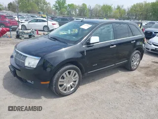 2009 Lincoln MKX with VIN 2LMDU88CX9BJ02744, listed as a IAAI auction lot 42119606 with 177,852 mi miles. Bid and sale history available at carsss.com. Image 2.