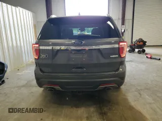2018 Ford Explorer XLT z VIN 1FM5K7DH3JGA89737, wystawiony jako Copart lot #63029545 z przebiegiem 176 518 mil mil oraz Czysty tytuł • Clean title. Historia ofert i sprzedaży dostępna na DreamBid. Obrazek 6.