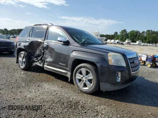 2015 GMC Terrain SLT z VIN 2GKALSEK1F6239353, wystawiony jako Copart lot #57828965 z przebiegiem 184 141 mil mil oraz Czysty tytuł • Clean title. Historia ofert i sprzedaży dostępna na DreamBid. Obrazek 4.