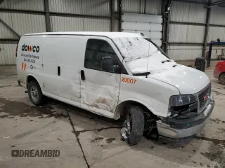 2019 GMC Savana Cargo Van with VIN 1GTW7AFP8K1173018, listed as a Copart auction lot 89339605 with 0 mi miles and Salvage Title. Bid and sale history available at carsss.com. Image 4.