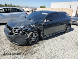 2008 Scion tC Spec z VIN JTKDE167480269457, wystawiony jako Copart lot #58767835 z przebiegiem 149 925 mil mil oraz Szkoda całkowita • Salvage title. Historia ofert i sprzedaży dostępna na DreamBid. Obrazek 1.