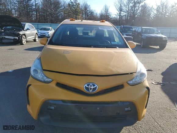 2016 Toyota Prius v Two with VIN JTDZN3EU4GJ047803, listed as a Copart auction lot 45043295 with 378,607 mi miles and Clean Title. Bid and sale history available at carsss.com. Image 5.