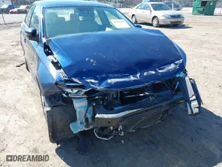 2014 Volkswagen Jetta Sedan SE with VIN 3VWD17AJ0EM378707, listed as a IAAI auction lot 41645024 with 110,598 mi miles. Bid and sale history available at carsss.com. Image 6.