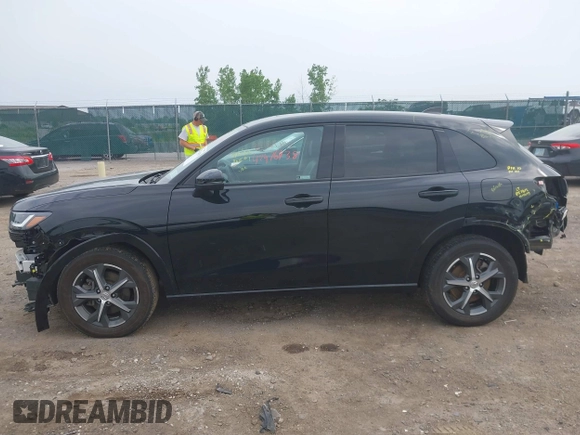 2024 Honda HR-V EX-L with VIN 3CZRZ2H75RM716780, listed as a IAAI auction lot 42476438 with 11,605 mi miles and . Bid and sale history available at DreamBid. Image 14.